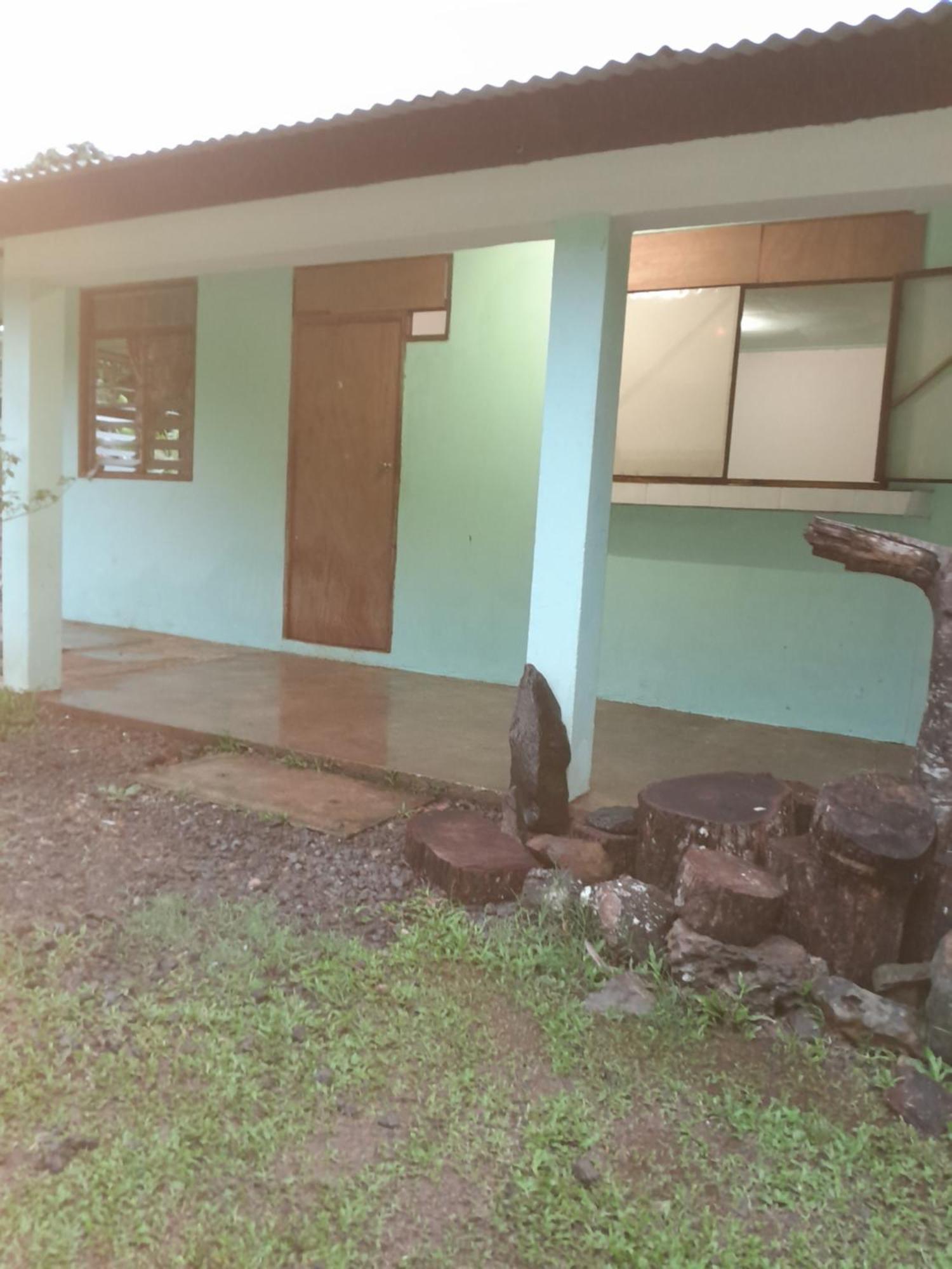 Ravehei Smile Relais 2 Moorea Afareaitu Exterior foto